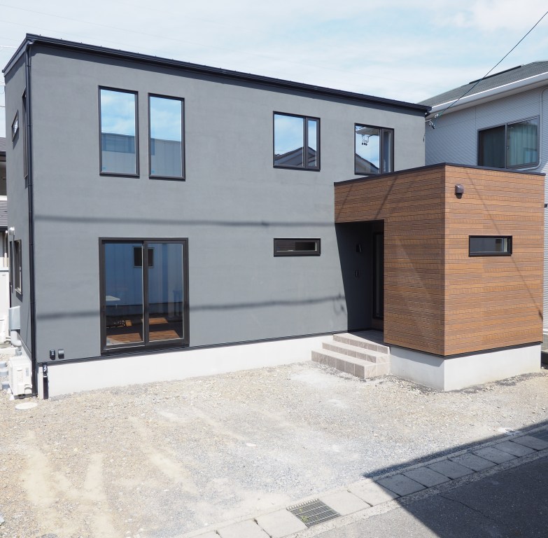 サッシの色を考える - 静岡の高性能住宅専門工務店｜サンキハウス（Sanki Haus）